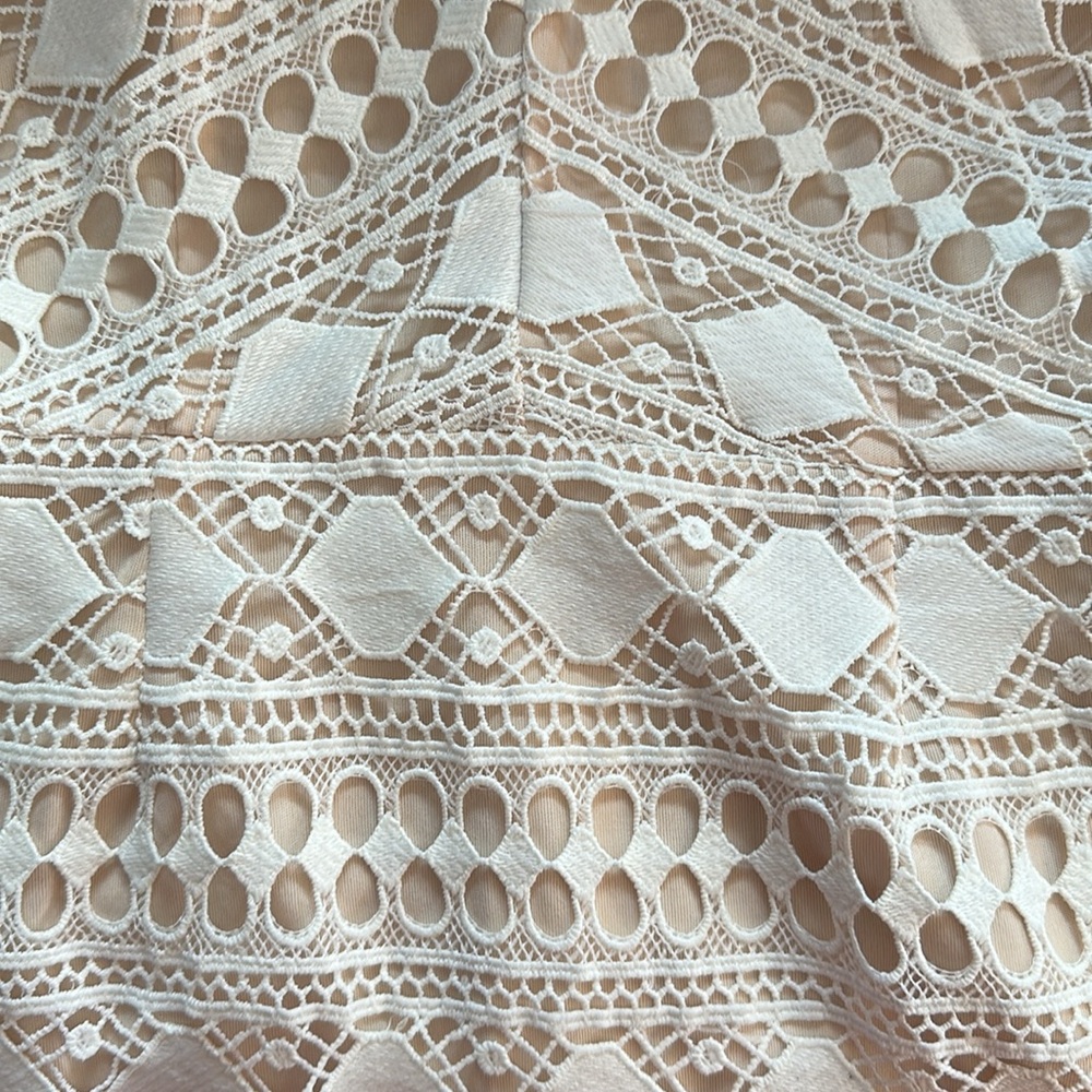 Brand: Soieblu
Size M
Lace dress with nude underlay. - Picture 6 of 6